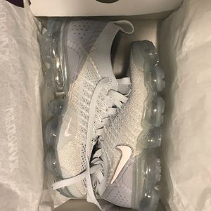 Nike Air Vapormax Flyknit 2